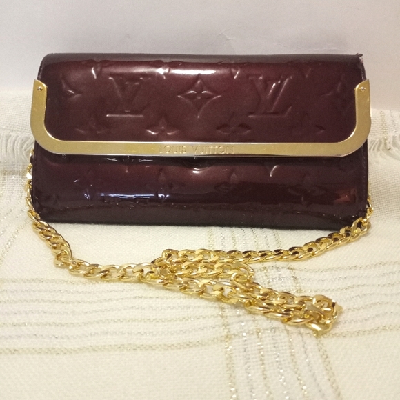 LOUIS VUITTON Rouge Fauviste Monogram Vernis Rossmore Wallet - Picture 2 of 16